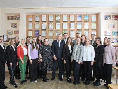 Встреча молодых педагогов с председателем Бобруйского горисполкома Игорем Киселем